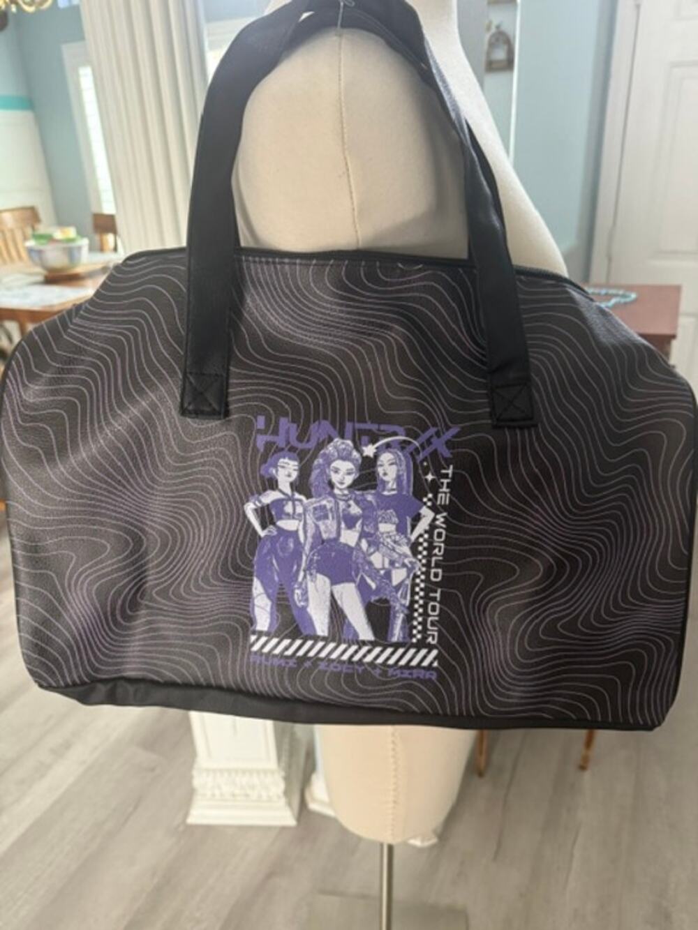 K-POP DEMON HUNTERS -DUFFEL BAG
